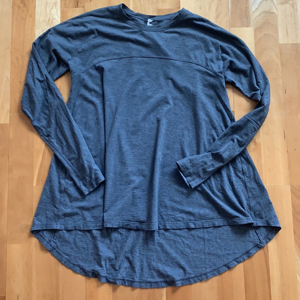 Lululemon Long Sleeve High Lo Flow City Bound Tee - Picture 6 of 6
